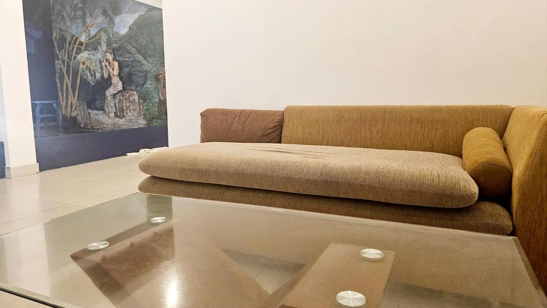 Lc Hotels 니곰보