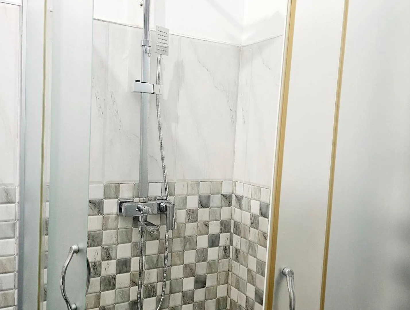 Lc Hotels Νεγκόμπο